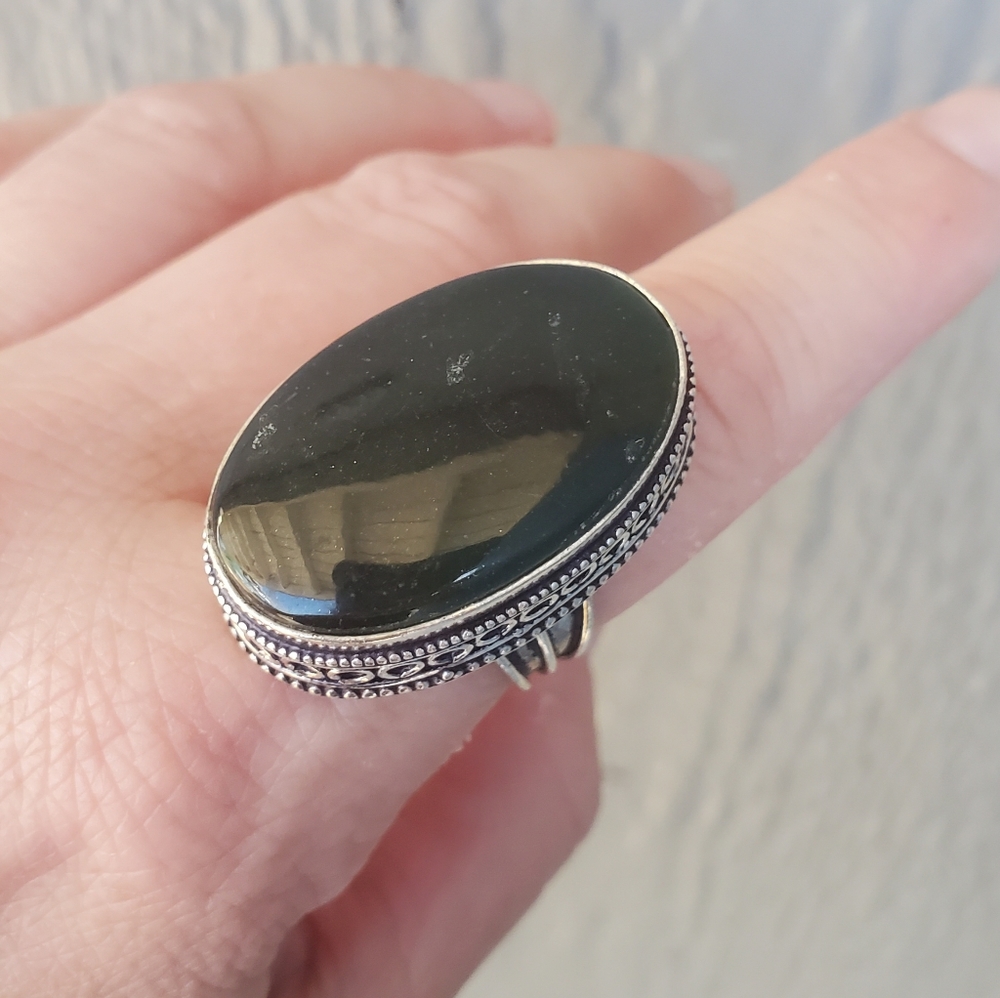 New Nephrite Jade 925 Silver Ring.